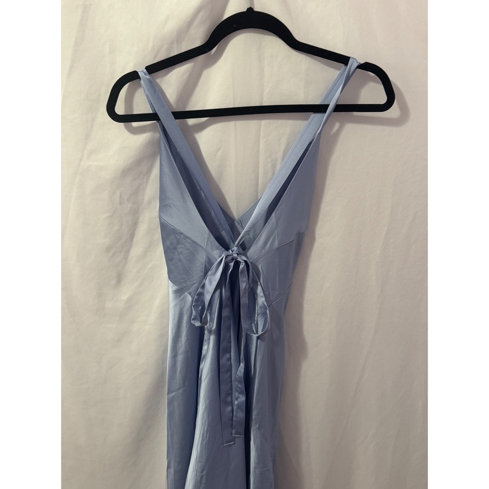 Show Me Your Mumu Anderson Maxi Dress Womens L Light Blue Satin Bridesmaid NWOT - Picture 7 of 8